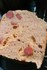 HB　ウインナーとチーズ食パン