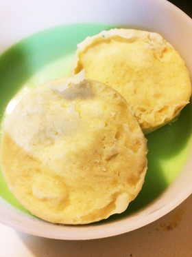 レンジで米粉のバナナ蒸しパン