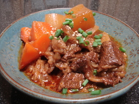 焼肉店の味◎ピリ辛コラーゲン牛すじ煮♪