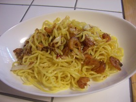 干し海老と白ねぎの焼きそば