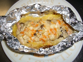 鮭の味噌マヨホイル焼き。