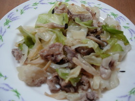豚肉とキャベツのにんにく炒め
