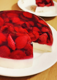 糖質制限◆苺とパンナコッタのゼリーケーキ