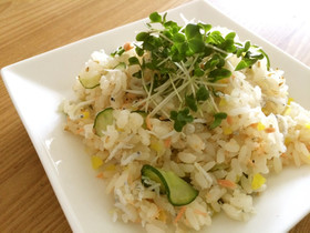昆布酢でしらす・鮭・たくあんのちらし寿司