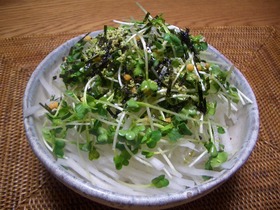 ただ切るだけの大根サラダ