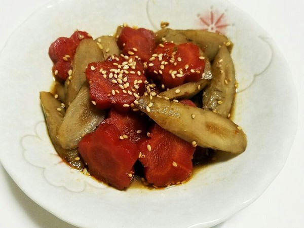 簡単副菜!金時人参と牛蒡のきんぴら風煮物