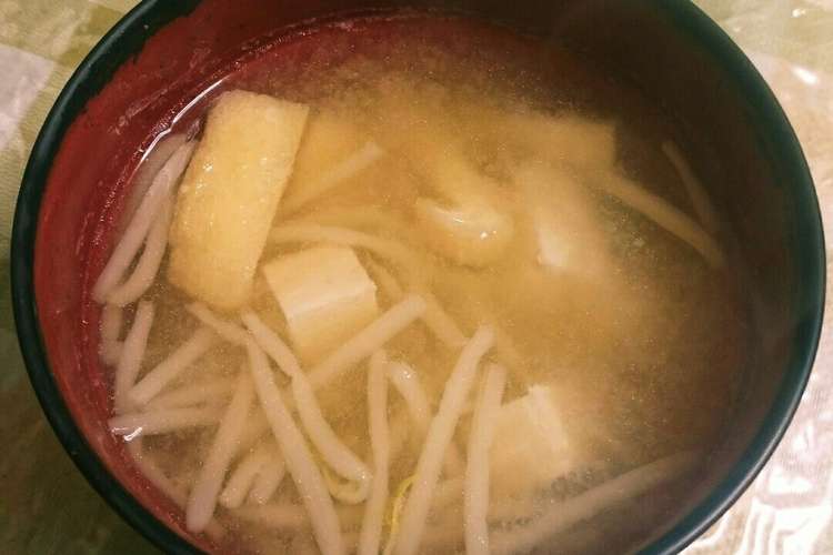 もやしと油揚げと豆腐の味噌汁 レシピ 作り方 By のり子のおかず クックパッド 簡単おいしいみんなのレシピが360万品