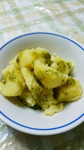 市販スパドレで☆こふきいものバジルソース