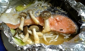 鮭のホイル焼き(味噌味)