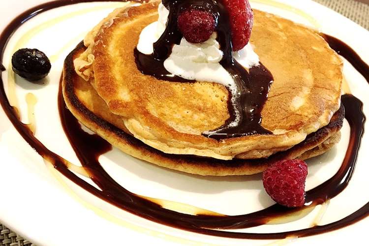 粉末スムージーで もっちり苺パンケーキ レシピ 作り方 By あわ子 クックパッド 簡単おいしいみんなのレシピが356万品