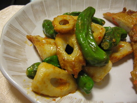 ちくわ&ししとうのマヨ豆板醤炒め