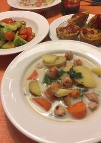 ドイツのソーセージとジャガイモのスープ