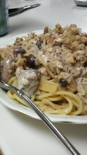 香ばしい♪チキン&胡桃のクリームパスタ