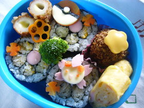 チェリムのお花巻き寿司キャラ弁