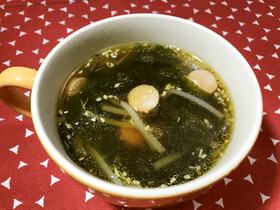美人レシピ・ウインナーとわかめのスープ