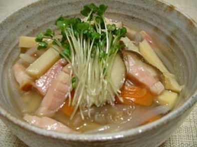 食べる食べる☆春雨スープの写真