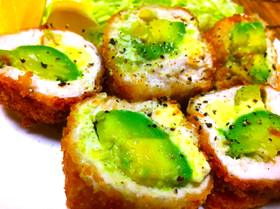 とろ〜りチーズとアボカドのささみ巻き