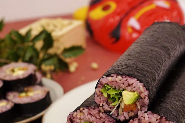 玄米 恵方巻き 福を呼ぶおしゃれ恵方巻き レシピ 作り方 By 美人食堂 クックパッド 簡単おいしいみんなのレシピが366万品