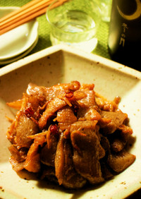 鶏皮とコンニャクのピリ辛☆生姜炒め