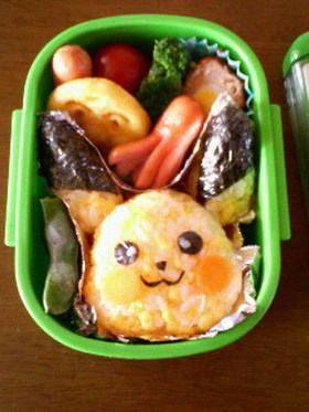 ピカチュウのお弁当(キャラ弁)
