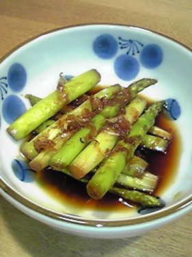 ◎焼きアスパラのおかかあえ