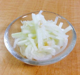 大根とほたてのなます