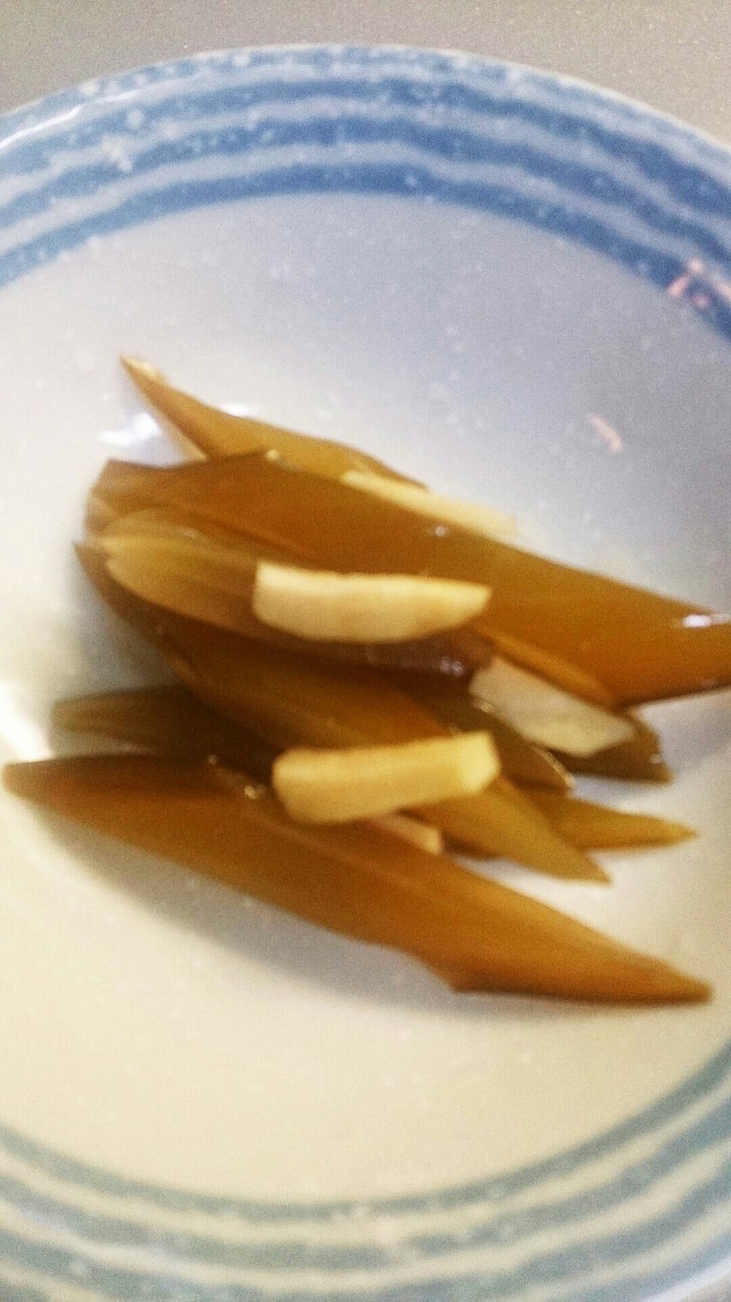 茎ワカメの酢の物の画像