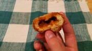 お手軽カレーパン『おりこうカレー』使用の写真