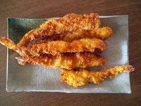 小さいエビが1.5倍の豪華なエビフライに