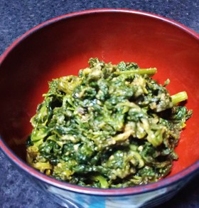 セロリの葉と味噌きんぴら