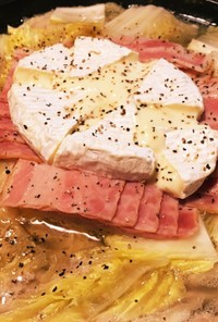 豚肉と白菜のカマンベールチーズ鍋