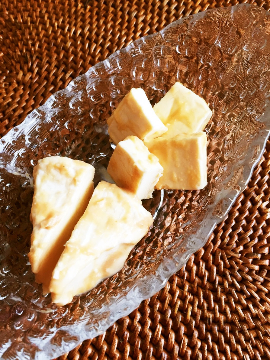 即席みそ汁で簡単漬けチーズの画像