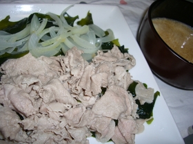 とろろの浸けダレで★豚しゃぶしゃぶ