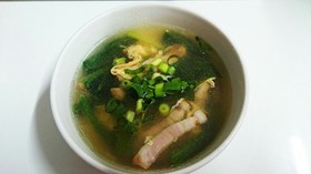 簡単!焼豚とほうれん草のかき玉スープ
