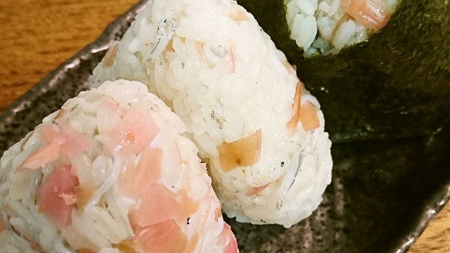 みょうがの酢漬けと明太子おにぎり レシピ 作り方 By 赤紫芋介 クックパッド 簡単おいしいみんなのレシピが361万品
