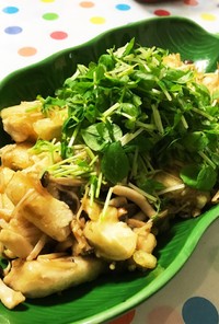 豆腐と鶏肉のガリバタ炒め