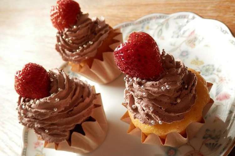 市販カップケーキで簡単 デコカップケーキ レシピ 作り方 By 140 わんたるママ クックパッド