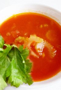 セロリとたまねぎのトマトスープ