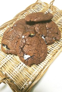 マシュマロ入りのチョコチャンククッキー