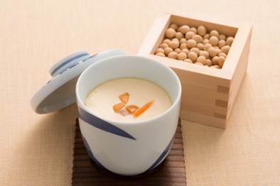 にんじんの皮の豆乳茶碗蒸しの写真
