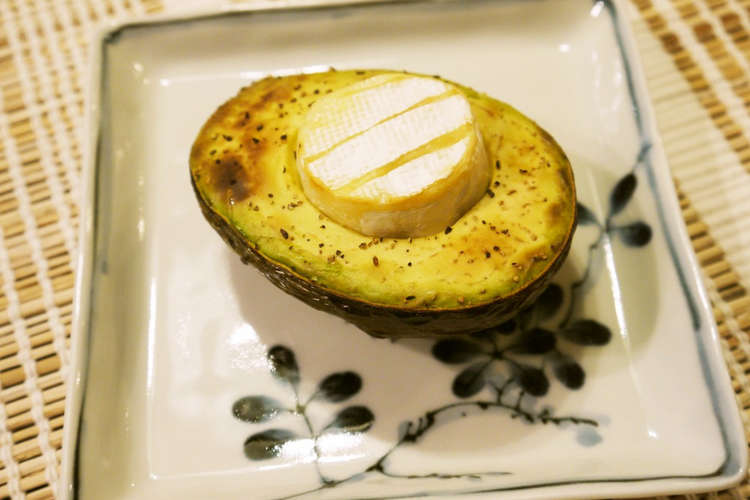 ローストカマンベールチーズinアボカド レシピ 作り方 By まさっぷnrt クックパッド 簡単おいしいみんなのレシピが352万品