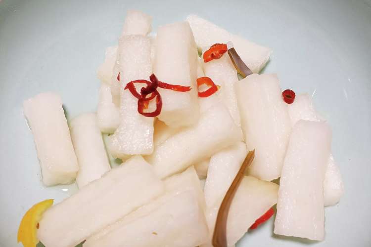 冬の定番 大量消費 止まらない大根の漬物 レシピ 作り方 By 由美1231 クックパッド 簡単おいしいみんなのレシピが354万品