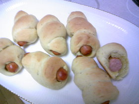 発酵いらずで簡単☆カレーソーセージパン