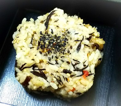 発芽玄米ひじきご飯の写真