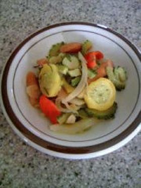 ゴーヤ入り野菜炒め