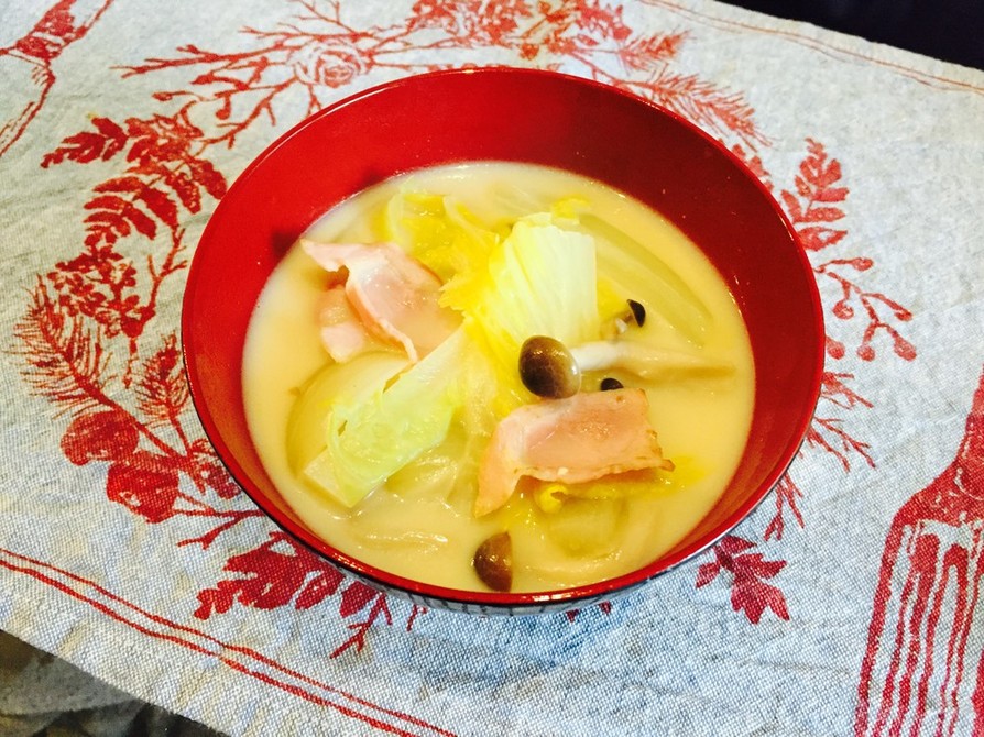 温まる♬みそ風味の白菜と豆乳のスープの画像