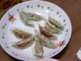 まぐろのギョーザ