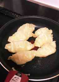 みんなが作ってる ポテトチーズ餃子のレシピ クックパッド 簡単おいしいみんなのレシピが371万品