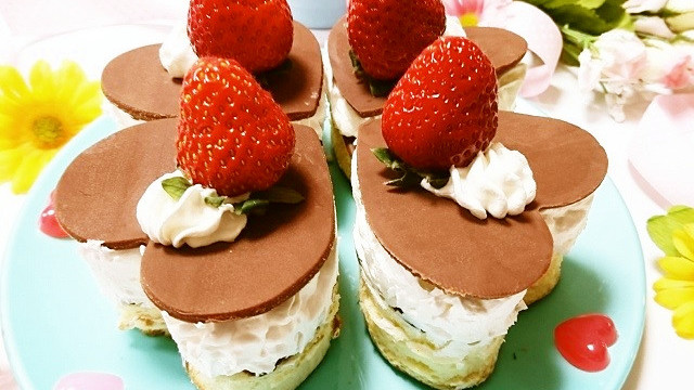 市販のスポンジケーキで簡単チョコケーキ レシピ 作り方 By とまとママ クックパッド 簡単おいしいみんなのレシピが349万品