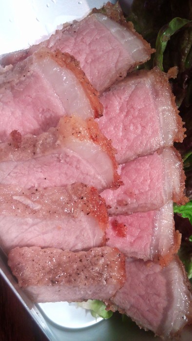 イベリコ豚の塊肉✨ローストの写真
